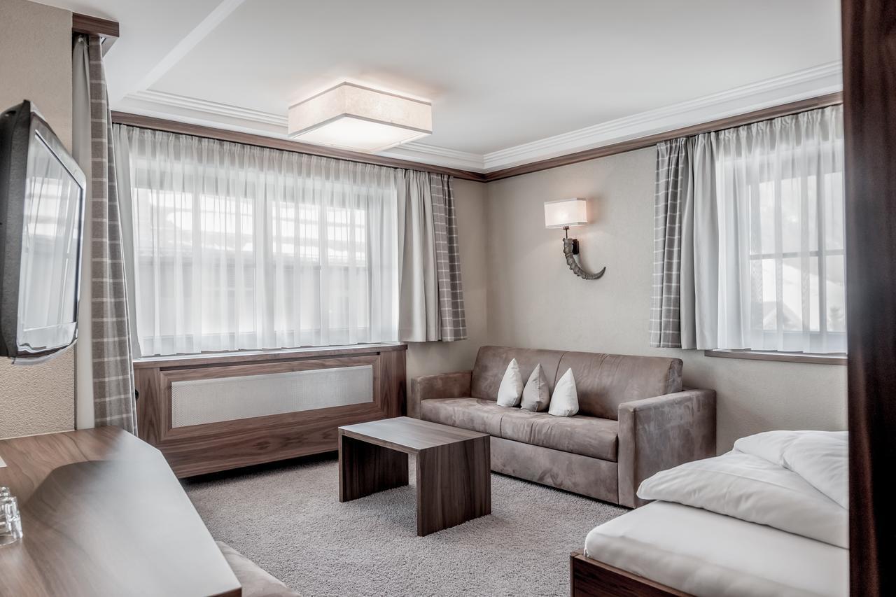Hotel Garni Caroline Ischgl Exterior photo